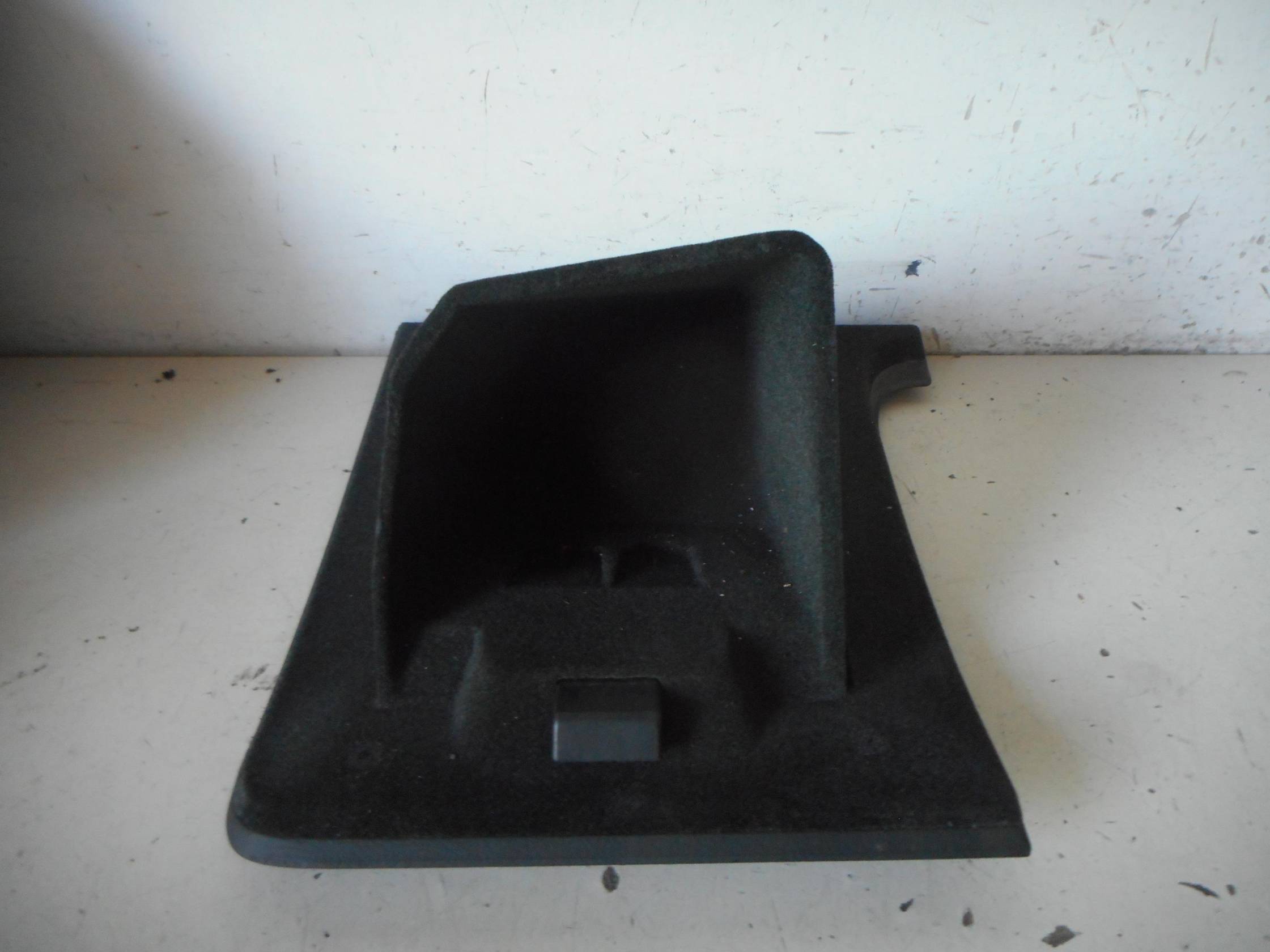 Portaoggetti inf. lat. cruscotto